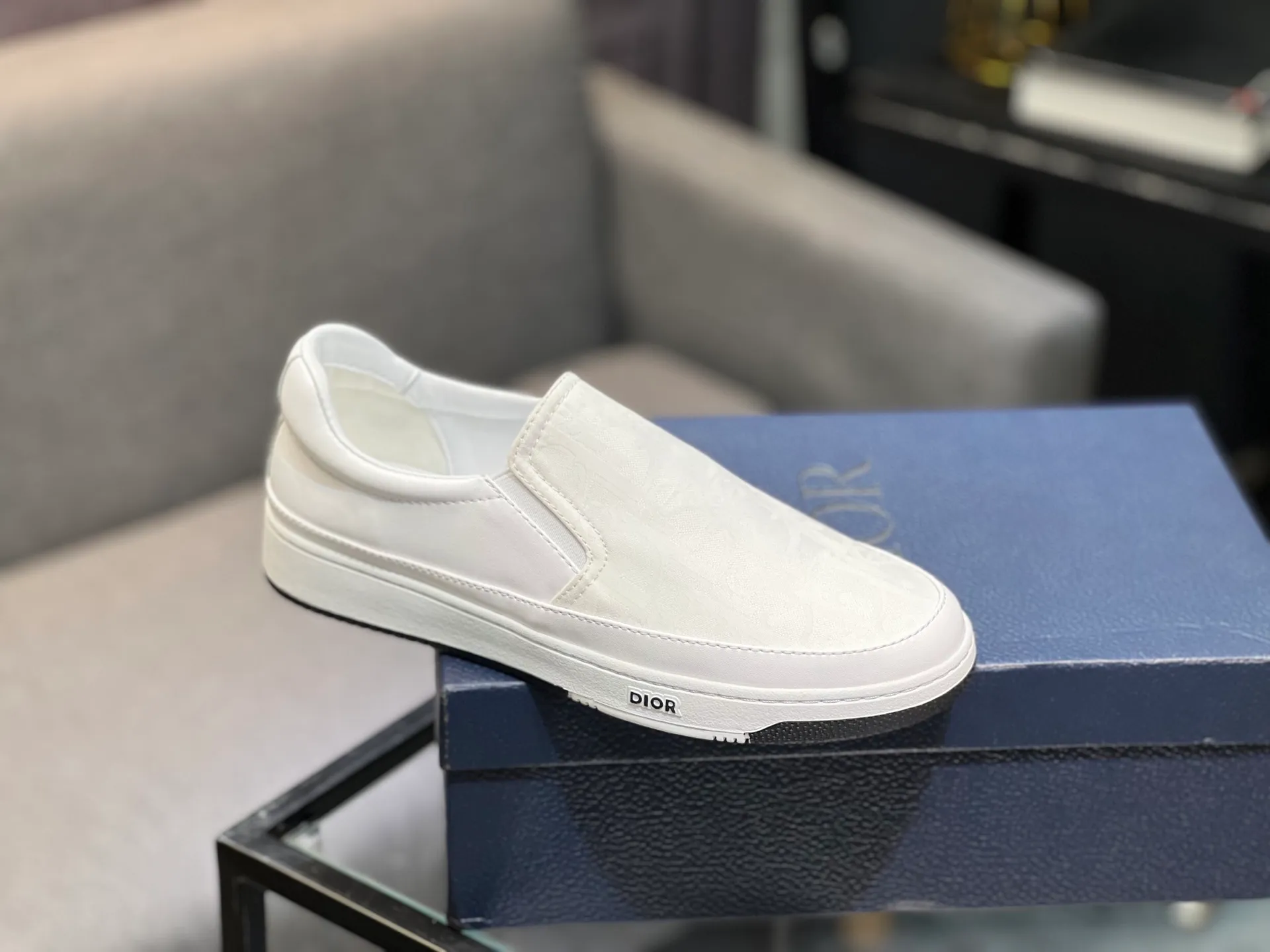 Men's shoes 💰420 [Dior] 🔝The latest masterpiece of high-end men's shoes brand: original special cloth fabric imported from Italy + cowhide + imported sheepskin lining 🔥Original toe-cap rubber outsole Soft and comfortable, making walking more convenient and comfortable! Size: 38-44 (45 can be customized)